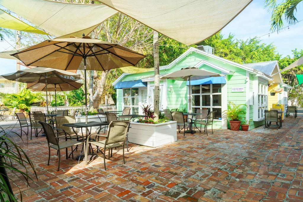 Olde Marco Island Inn And Suites Экстерьер фото